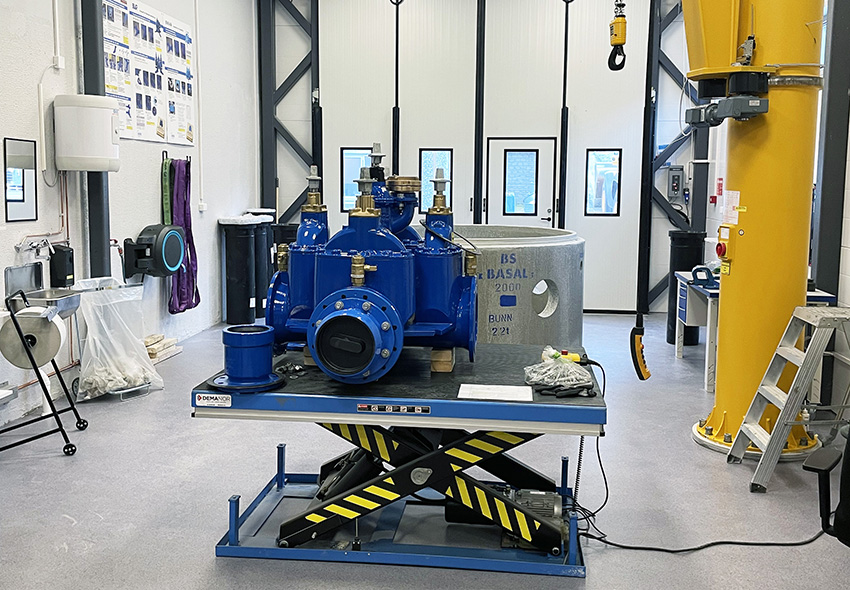 Alle komponenter skal lagres trygt og forsvarlig, og det skal være rene og hygieniske forhold under montering. Samtlige bolter må være tiltrukket med riktig moment for å sikre lang levetid og unngå lekkasje.