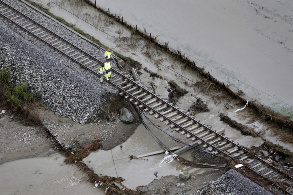 bilde av flom. Foto: Håkon Mosvold Larsen / NTB scanpix